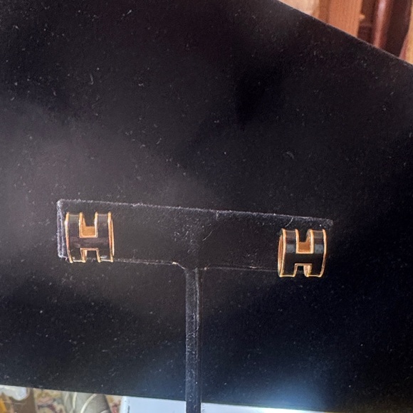 Earrings H glad and black signed